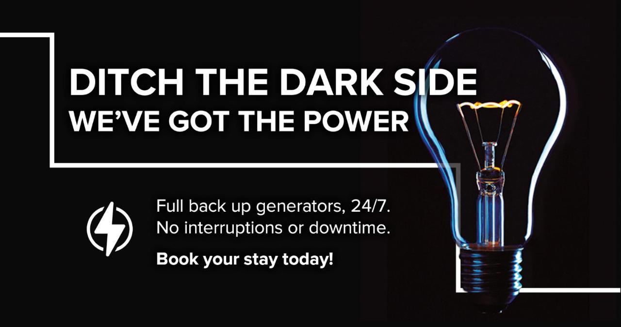 Seven Villa Hotel & Spa Johannesburg Ngoại thất bức ảnh A full backup generator advertisement